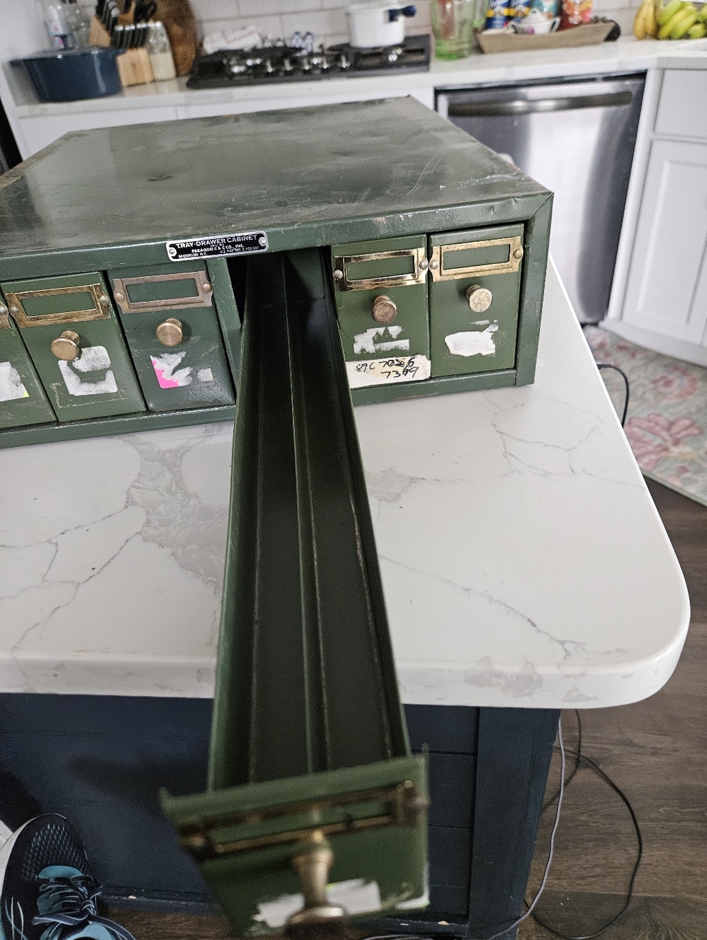 Vintage Green Metal Microscope Slide File Drawer - Olive Green Brass Knobs - Picture 5 of 9